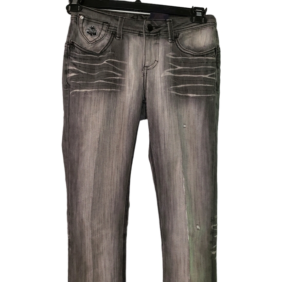 House of Deréon Gray Embroidered Jeans 1/2 - Picture 9 of 12